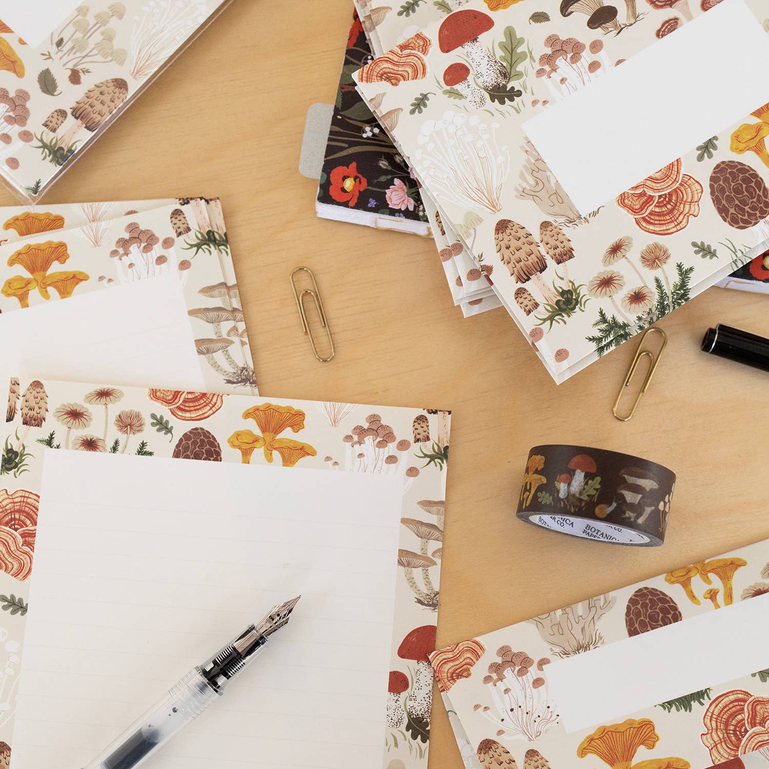 Botanica Paper Co. - MUSHROOMS | Letter Writing Set